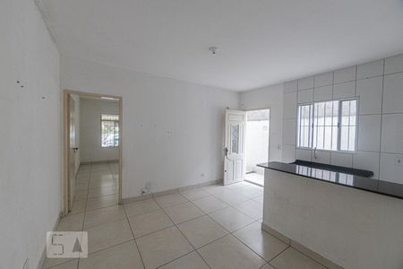 Sala e Cozinha de casa para alugar com 1 quarto, 55m² em Penha de França, São Paulo