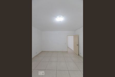 Quarto de casa para alugar com 1 quarto, 55m² em Penha de França, São Paulo