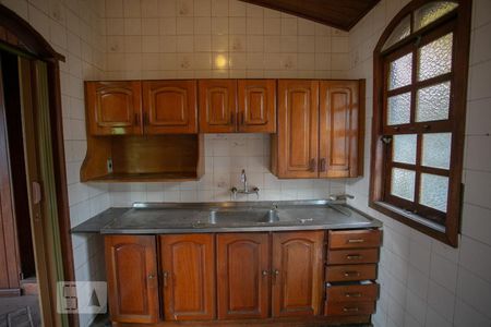 Cozinha de casa para alugar com 3 quartos, 360m² em Pompéia, Belo Horizonte