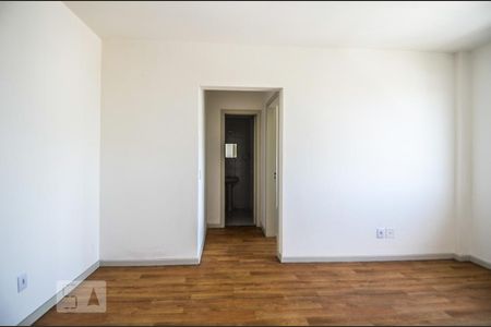 Sala de apartamento para alugar com 1 quarto, 59m² em Partenon, Porto Alegre