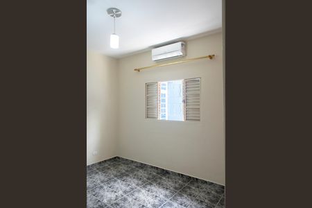 QUARTO 1 de casa à venda com 3 quartos, 200m² em Vila Santa Maria, São Paulo