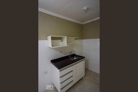 Cozinha de kitnet/studio para alugar com 1 quarto, 32m² em Cidade Mãe do Céu, São Paulo