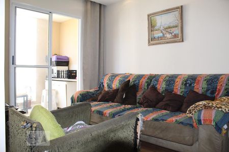 Sala de apartamento à venda com 3 quartos, 82m² em Jardim Tupanci, Barueri