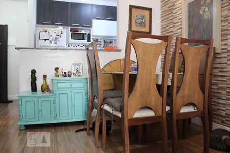 Sala de jantar de apartamento à venda com 3 quartos, 82m² em Jardim Tupanci, Barueri