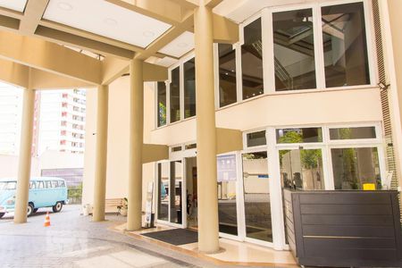 Studio à venda com 44m², 1 quarto e 1 vaga Studio à venda com 44m², 1 quarto e 1 vagaFachada