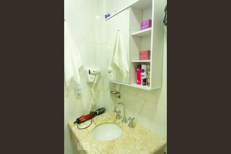 Studio à venda com 44m², 1 quarto e 1 vaga Studio à venda com 44m², 1 quarto e 1 vagaBanheiro