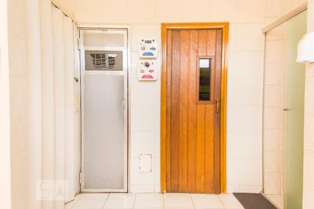 Studio à venda com 44m², 1 quarto e 1 vaga Studio à venda com 44m², 1 quarto e 1 vagaSauna