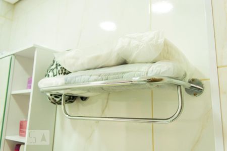 Studio à venda com 44m², 1 quarto e 1 vaga Studio à venda com 44m², 1 quarto e 1 vagaBanheiro