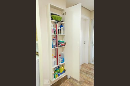 Studio à venda com 44m², 1 quarto e 1 vaga Studio à venda com 44m², 1 quarto e 1 vagaDetalhes da cozinha