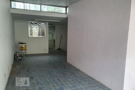 Sala de apartamento para alugar com 1 quarto, 35m² em Taquara, Rio de Janeiro