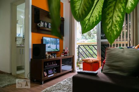 Sala de apartamento à venda com 2 quartos, 57m² em Jardim Bom Clima, Guarulhos