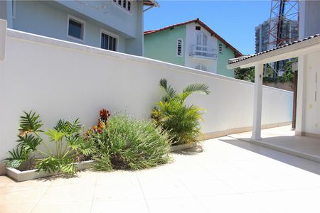 Entrada de casa à venda com 4 quartos, 302m² em Barra da Tijuca, Rio de Janeiro