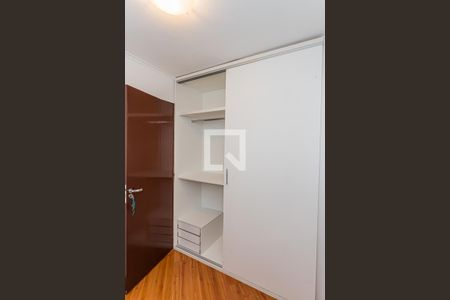 Quarto 1 de apartamento para alugar com 3 quartos, 64m² em Vila Albertina, São Paulo