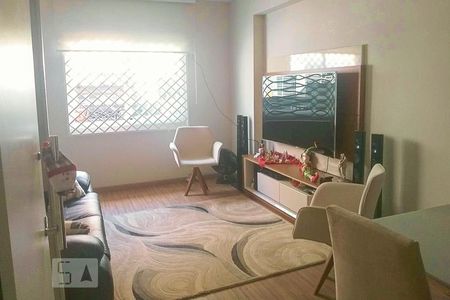 Casa de condomínio à venda com 135m², 3 quartos e 2 vagasSala