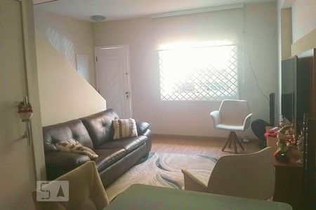 Sala de casa de condomínio à venda com 3 quartos, 135m² em Vila Bertioga, São Paulo