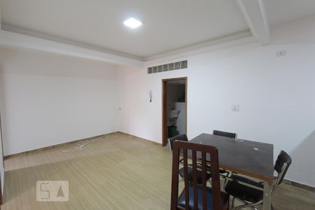 Sala de casa de condomínio para alugar com 2 quartos, 79m² em Pechincha, Rio de Janeiro