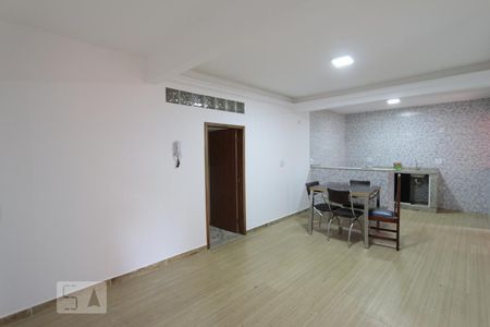 Sala de casa de condomínio para alugar com 2 quartos, 79m² em Pechincha, Rio de Janeiro