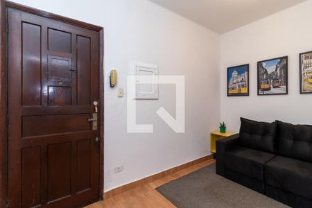 Apartamento à venda com 70m², 2 quartos e sem vagaSala