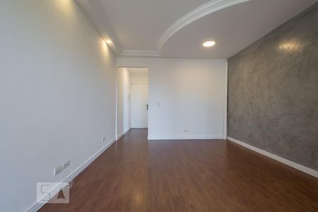 Sala de apartamento à venda com 3 quartos, 70m² em Vila Isa, São Paulo