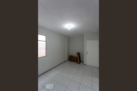 sala de apartamento para alugar com 3 quartos, 60m² em Santa Efigênia, Belo Horizonte