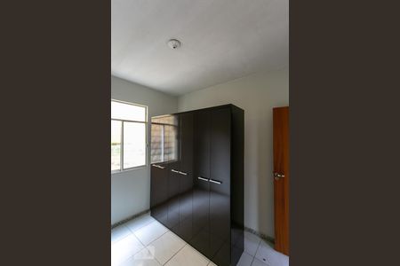 quarto 1 de apartamento para alugar com 3 quartos, 60m² em Santa Efigênia, Belo Horizonte