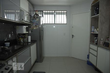 Cozinha de casa de condomínio à venda com 3 quartos, 110m² em Pechincha, Rio de Janeiro