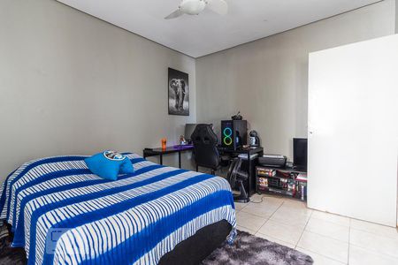 Casa à venda com 110m², 3 quartos e 2 vagas Casa à venda com 110m², 3 quartos e 2 vagasDormitório 3