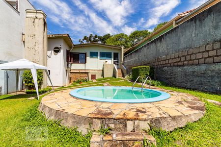 Casa à venda com 110m², 3 quartos e 2 vagas Casa à venda com 110m², 3 quartos e 2 vagasÁrea Externa