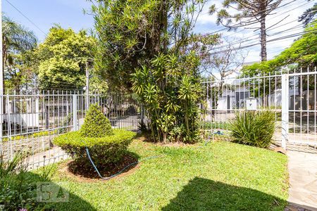 Casa à venda com 110m², 3 quartos e 2 vagas Casa à venda com 110m², 3 quartos e 2 vagasÁrea Externa