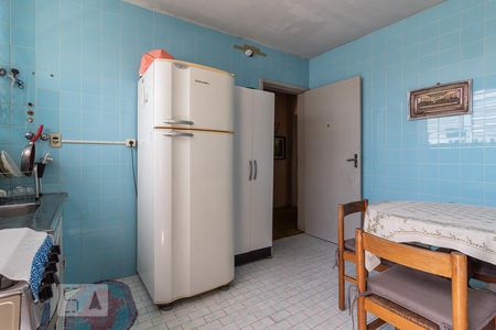 Casa à venda com 110m², 3 quartos e 2 vagas Casa à venda com 110m², 3 quartos e 2 vagasCozinha