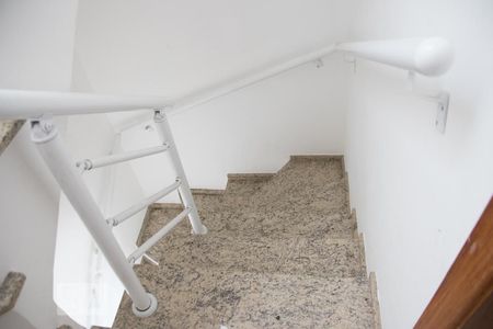 Escada de casa de condomínio à venda com 3 quartos, 150m² em Penha de França, São Paulo