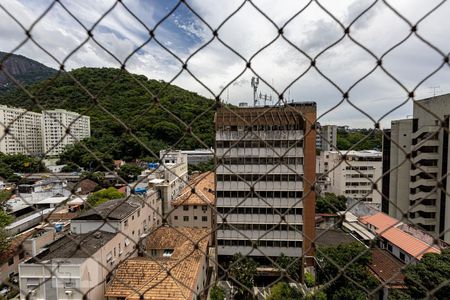 Sala Visão da Janela de apartamento para alugar com 2 quartos, 60m² em Rio Comprido, Rio de Janeiro