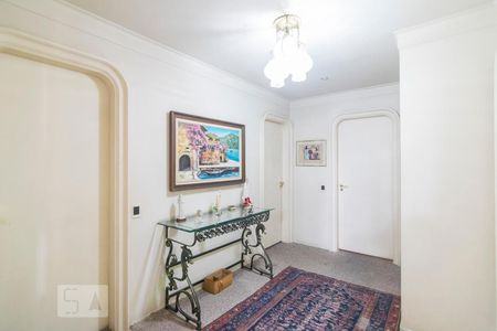 Apartamento à venda com 360m², 4 quartos e 4 vagas Apartamento à venda com 360m², 4 quartos e 4 vagasHall dos Dormitórios