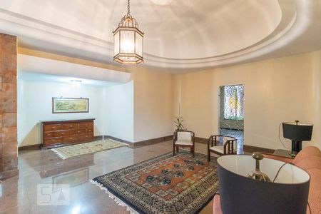 Apartamento à venda com 360m², 4 quartos e 4 vagas Apartamento à venda com 360m², 4 quartos e 4 vagasHall de Entrada