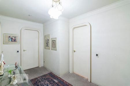 Apartamento à venda com 360m², 4 quartos e 4 vagas Apartamento à venda com 360m², 4 quartos e 4 vagasHall dos Dormitórios