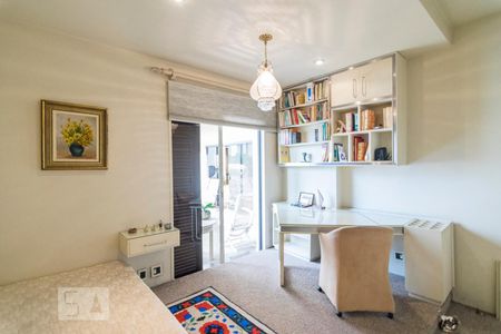 Apartamento à venda com 360m², 4 quartos e 4 vagas Apartamento à venda com 360m², 4 quartos e 4 vagasQuarto 3 Suíte