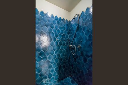 Apartamento à venda com 360m², 4 quartos e 4 vagas Apartamento à venda com 360m², 4 quartos e 4 vagasBanheiro da Suíte 2