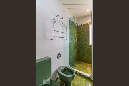 Apartamento à venda com 360m², 4 quartos e 4 vagas Apartamento à venda com 360m², 4 quartos e 4 vagasBanheiro da Suíte 4