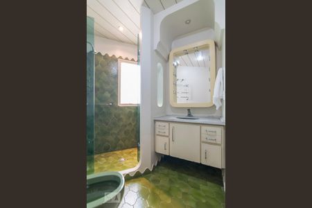 Apartamento à venda com 360m², 4 quartos e 4 vagas Apartamento à venda com 360m², 4 quartos e 4 vagasBanheiro da Suíte 4