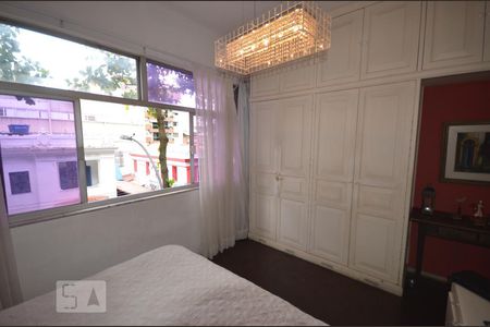 Quarto 1 de apartamento para alugar com 3 quartos, 136m² em Botafogo, Rio de Janeiro