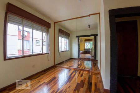 Sala de apartamento para alugar com 2 quartos, 62m² em Jardim Itu, Porto Alegre