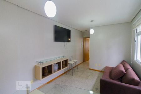 Sala de apartamento para alugar com 1 quarto, 53m² em Centro, Florianópolis