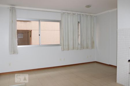 Sala de kitnet/studio para alugar com 1 quarto, 27m² em Setor de Grandes Áreas Norte 906, Brasília