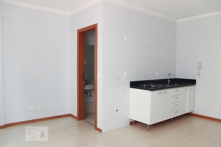 Cozinha de kitnet/studio para alugar com 1 quarto, 27m² em Setor de Grandes Áreas Norte 906, Brasília