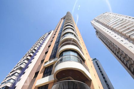 Apartamento à venda com 142m², 4 quartos e 4 vagas Apartamento à venda com 142m², 4 quartos e 4 vagasFachada