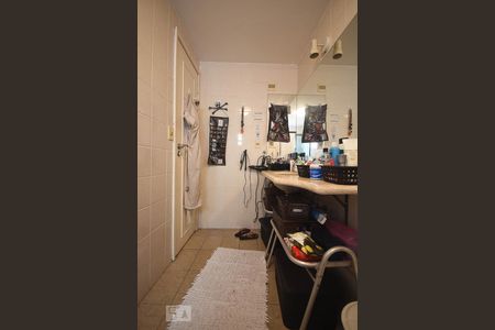 Apartamento à venda com 142m², 4 quartos e 4 vagas Apartamento à venda com 142m², 4 quartos e 4 vagasBanheiro 1 Suíte 2