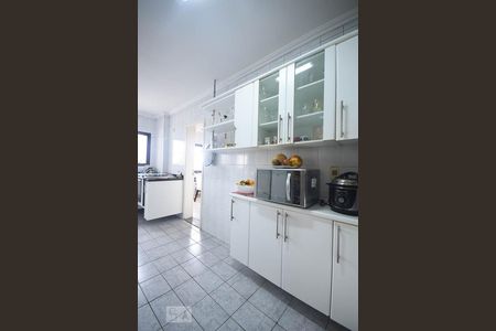 Apartamento à venda com 142m², 4 quartos e 4 vagas Apartamento à venda com 142m², 4 quartos e 4 vagasCozinha