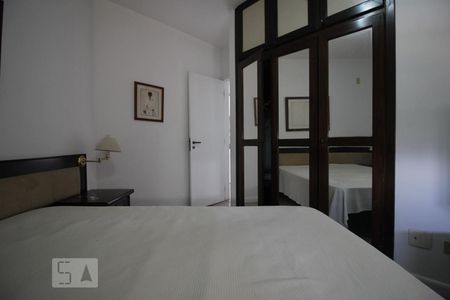 Quarto de apartamento à venda com 1 quarto, 40m² em Paraíso do Morumbi, São Paulo