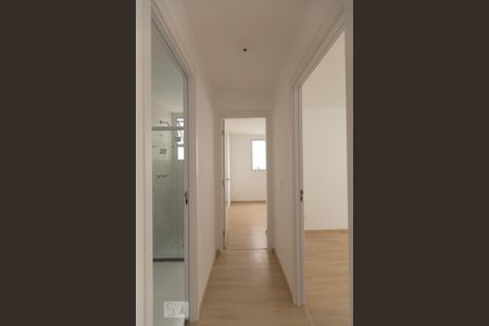 Corredor de apartamento para alugar com 2 quartos, 45m² em Brás, São Paulo