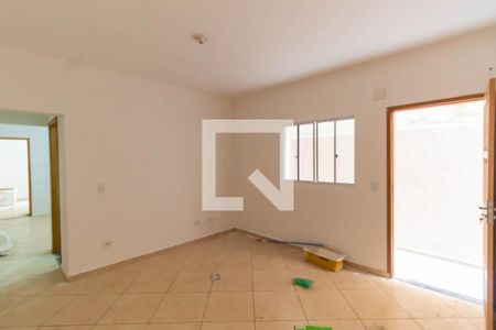 Sala de casa para alugar com 2 quartos, 100m² em Vila Ré, São Paulo